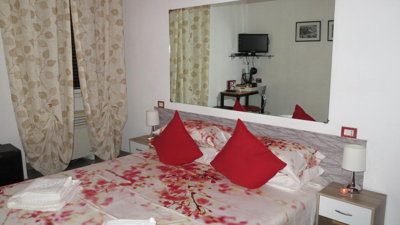 Lovely Rooms Vatican Рим Екстер'єр фото